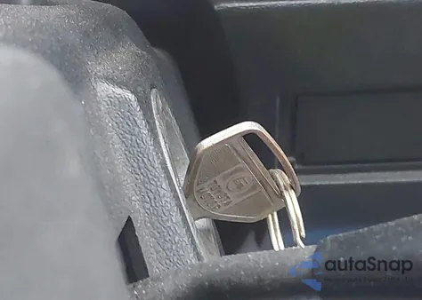 1986 Toyota Pickup Xtracab Rn59 Sr5 from USA, damaged, VIN JT4RN59G6G0216127